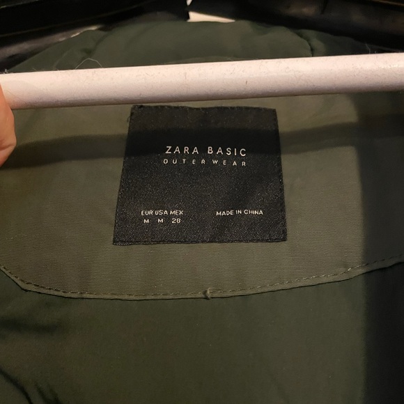 Zara winter jacket LIKE NEW - Picture 3 of 4